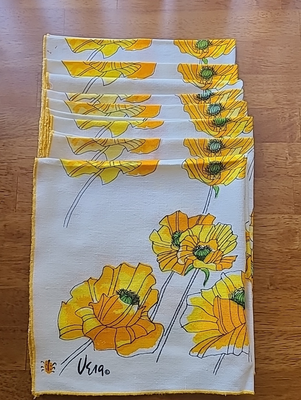 Vintage Vera Neumann Linen napkin set(8) yellow poppy Picnic Tea Party